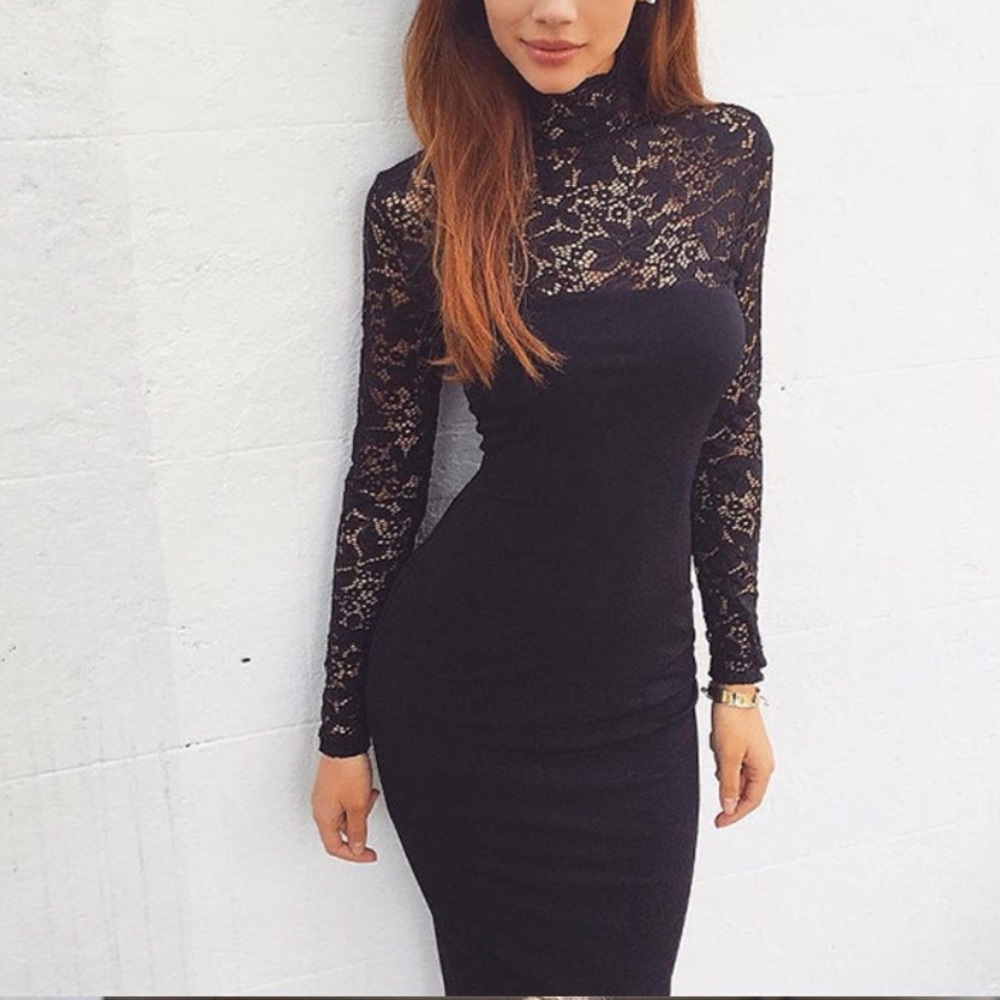 Black Bodycon dress with lace 🌹Last one🌹